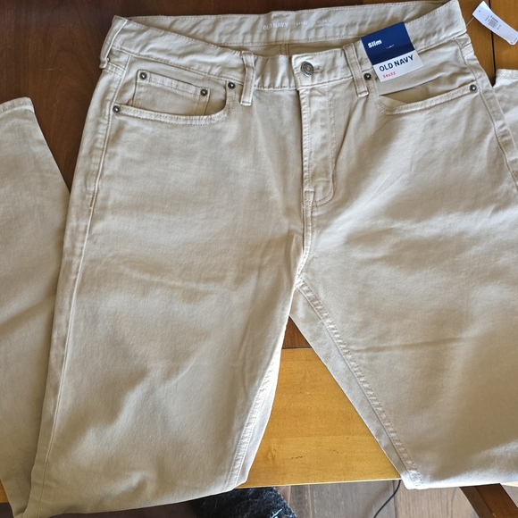 Old Navy Men's Slim Built-In Flex Jeans – 34x32 – NWT - Picture 1 of 5